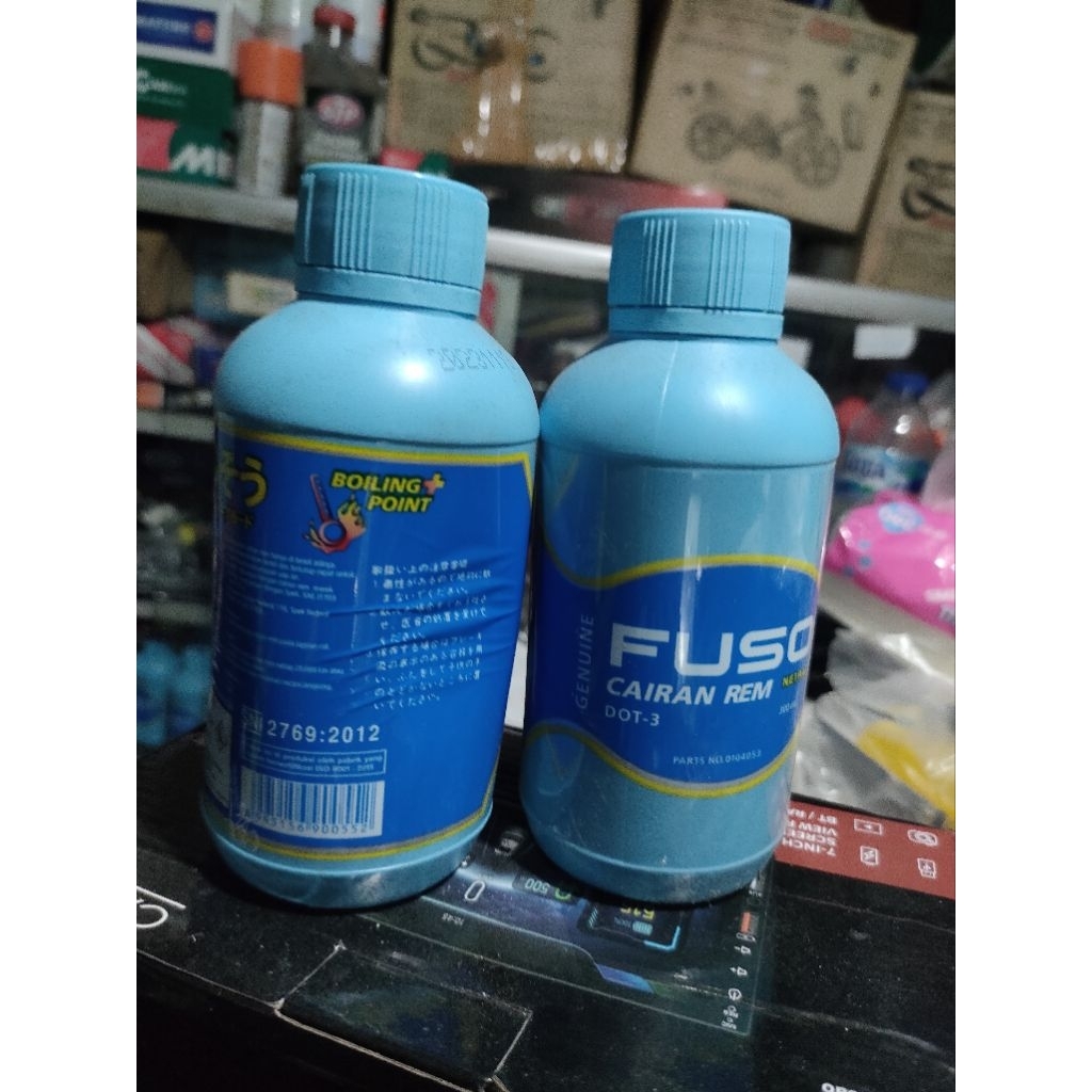minyak rem fuso DOT-3