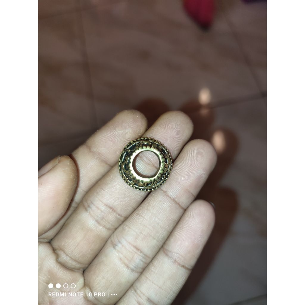 Mendak keris lawasan