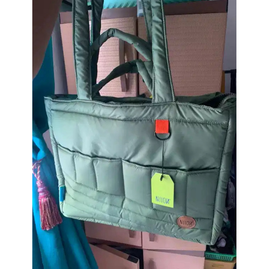 NIION TOTEBAG
