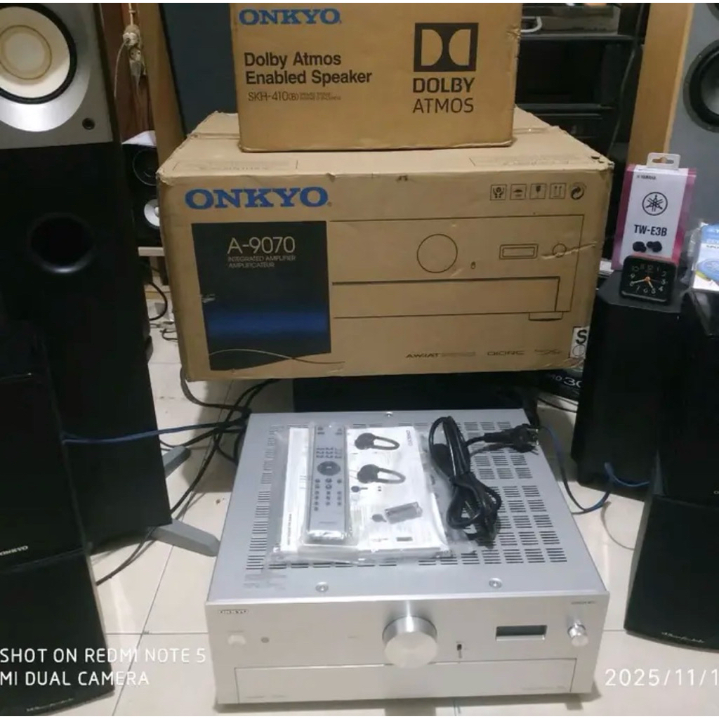 amplifier onkyo A 9070 high end musical dual dac 24bit