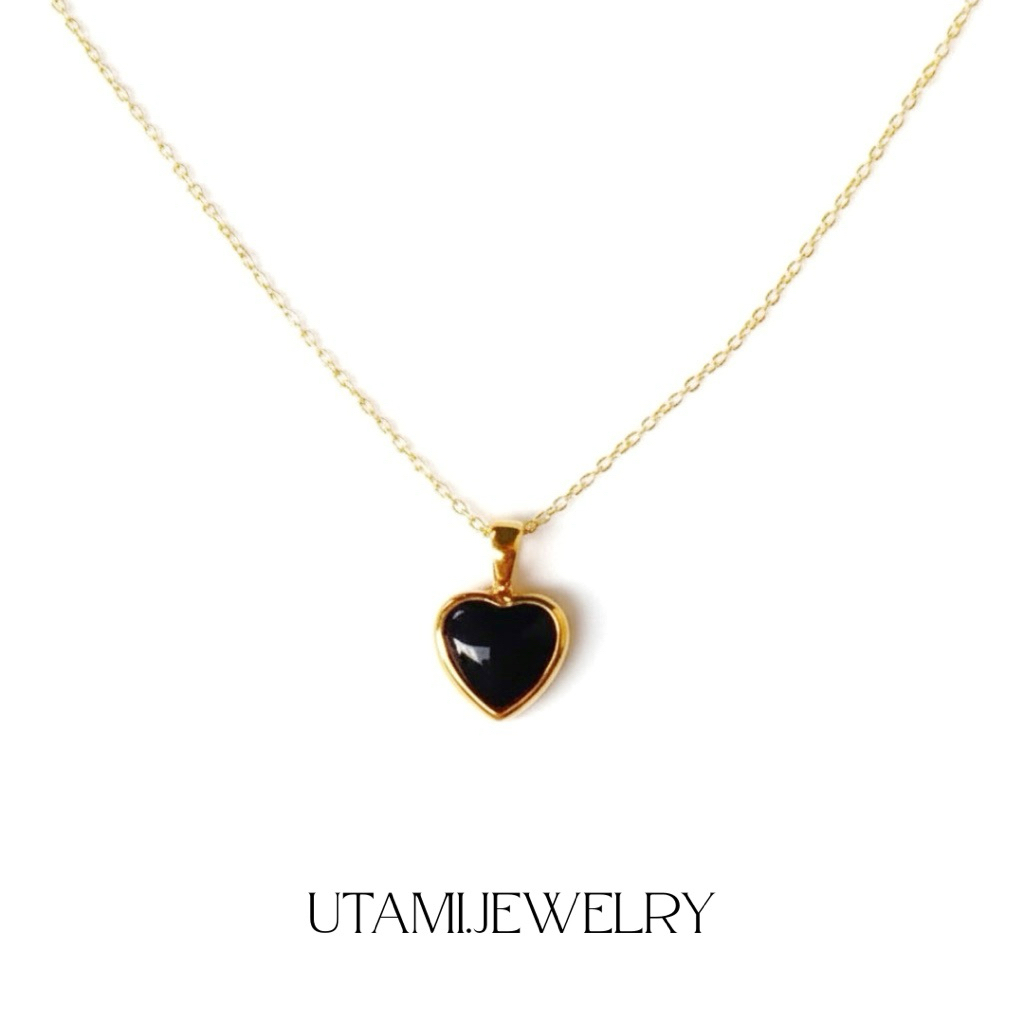 BLACK ONYX HEART NECKLACE STERLING SILVER