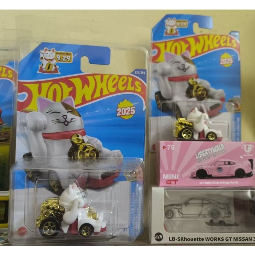 Hotwheels feline lucky