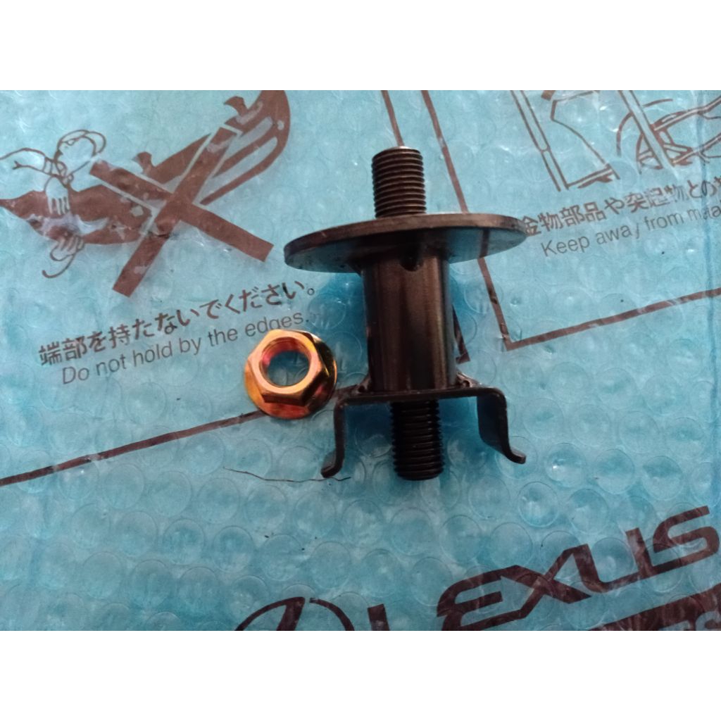 baut ban serep mobil taruna