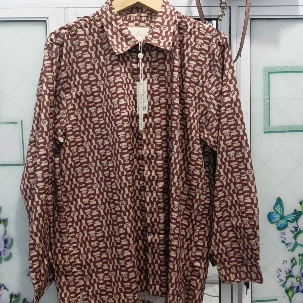 wearing klamby new Sentani Koko shirt man wk new