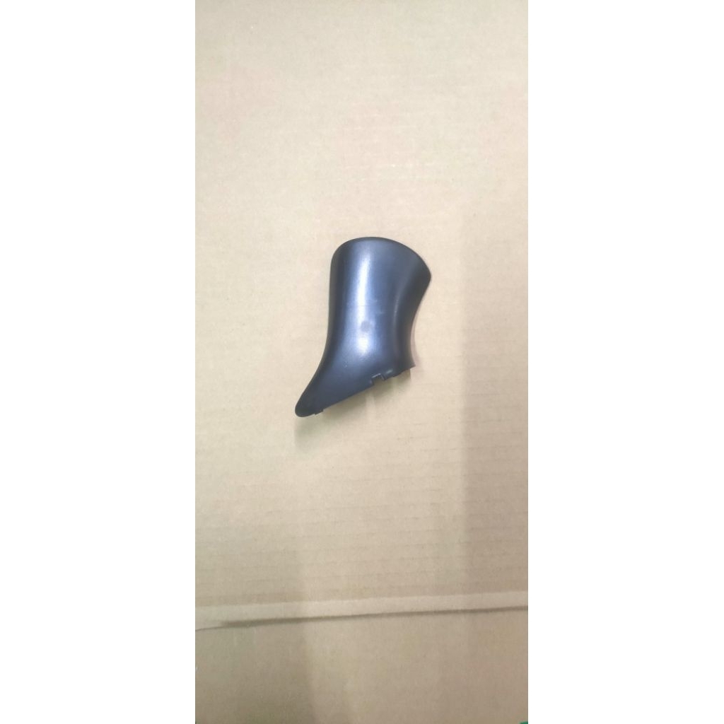 tutup cover dudukan kaki spion Nissan grand Livina gen 2 L11 kiri original