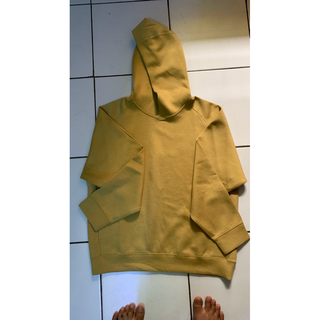 sweat dry uniqlo scuba mustard