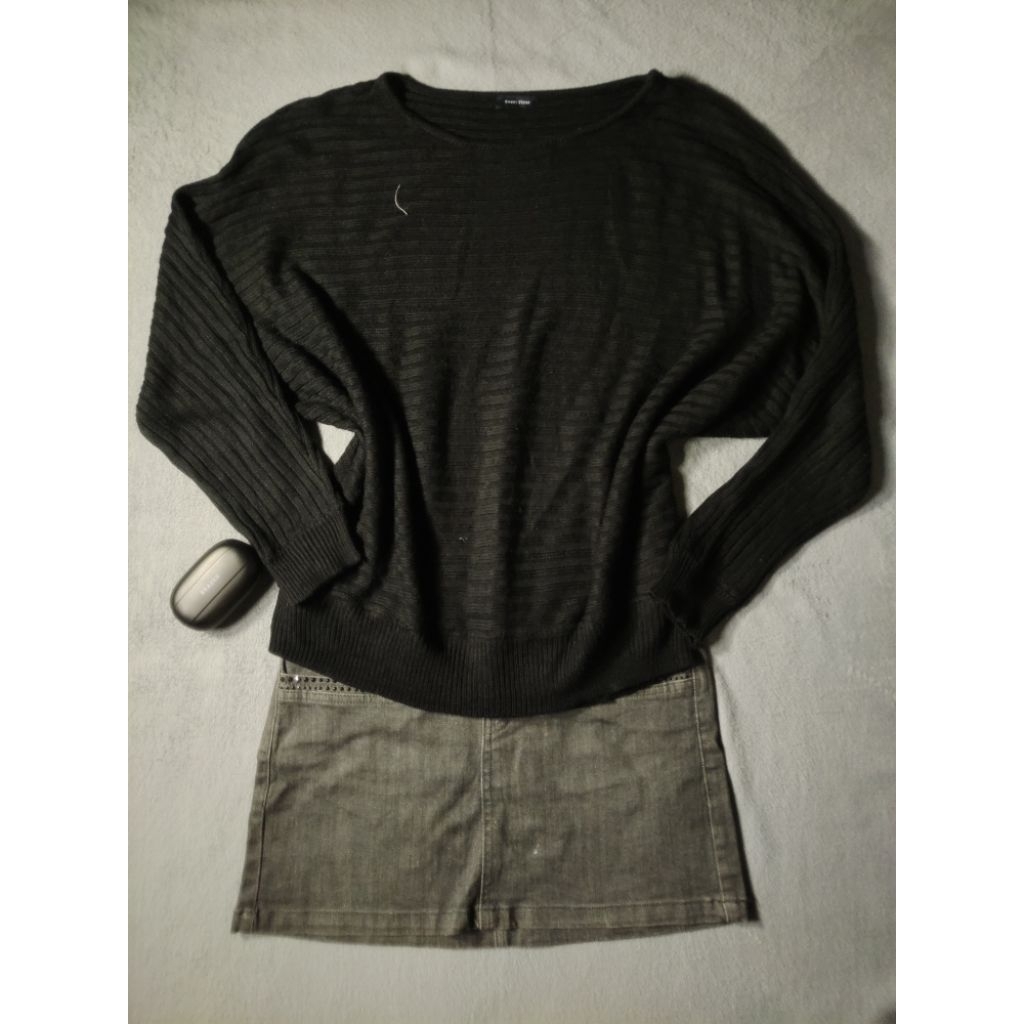 Sweater Rajut Premium Batwing Oversize Warna Hitam
