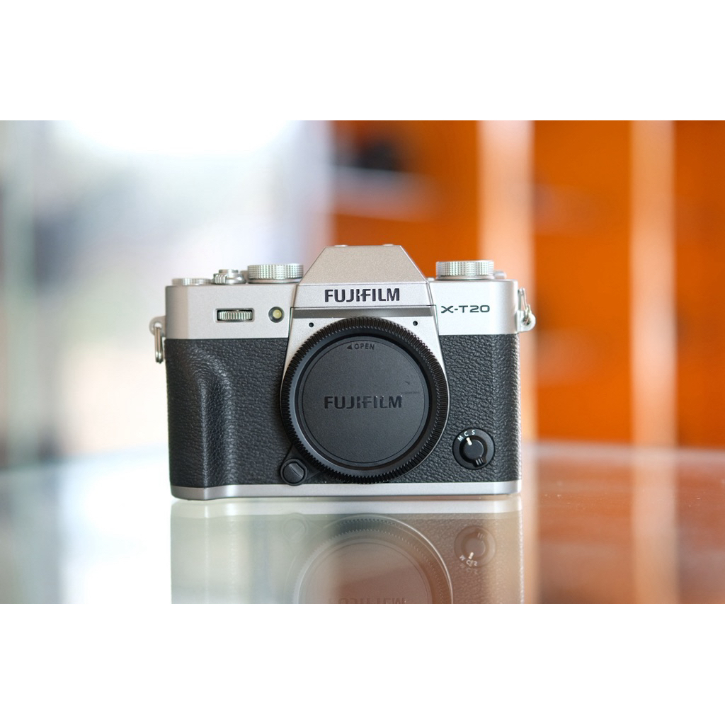 Kamera Fujifilm XT20 Body Only