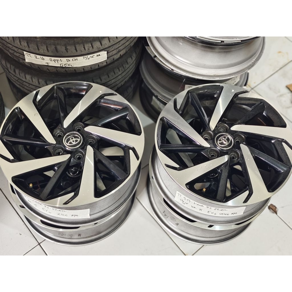 Velg OEM Seken Toyota Rush GR Ring 17 Two Tone Original