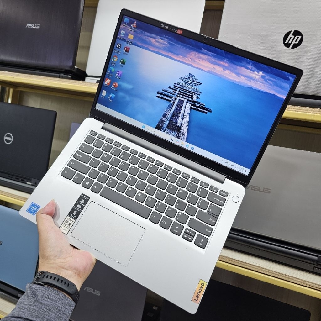 Laptop Lenovo Ideapad 1 14IGL7 Ideapad Slim 1 RAM 8GB SSD 256GB Windows 11