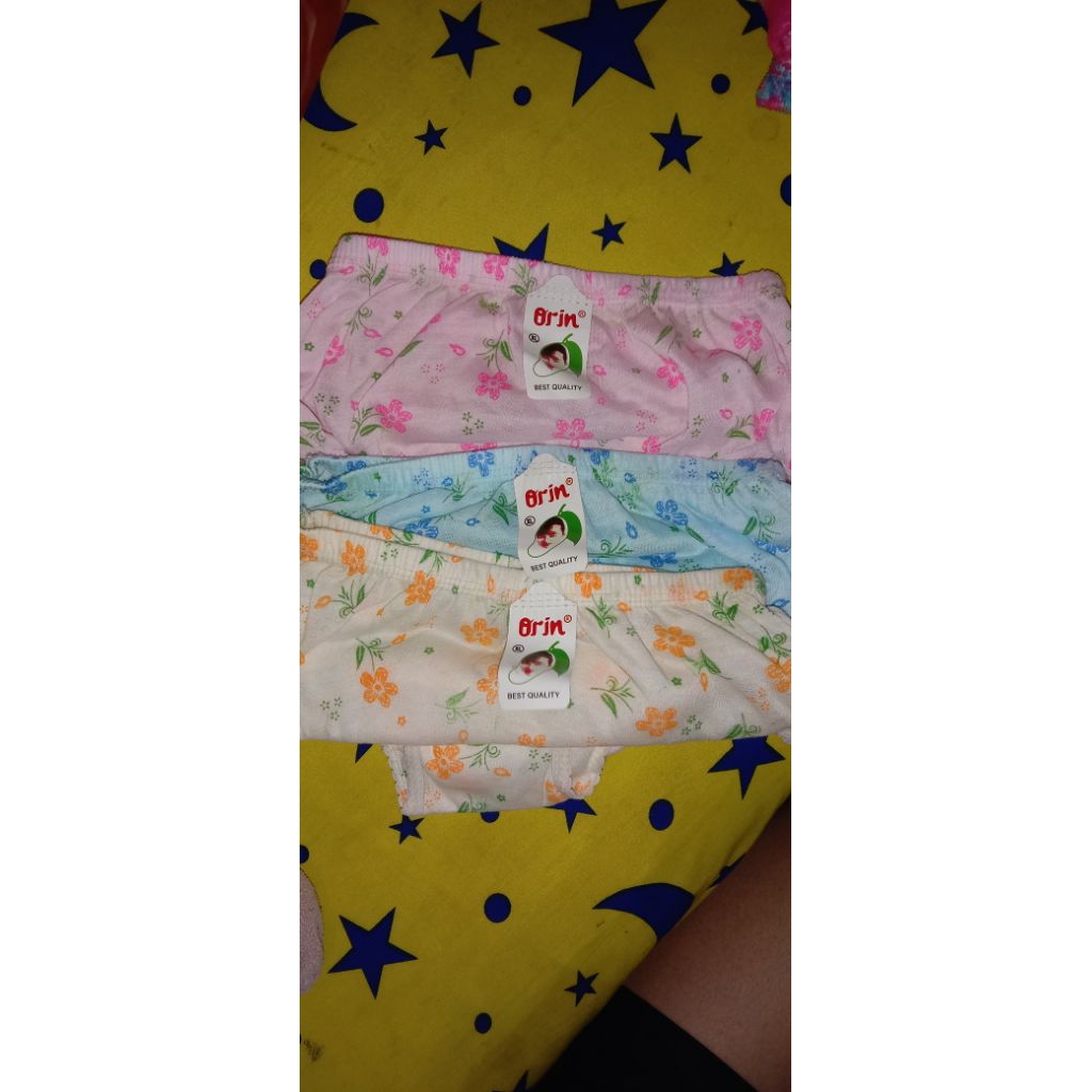 cd wanita motif bunga