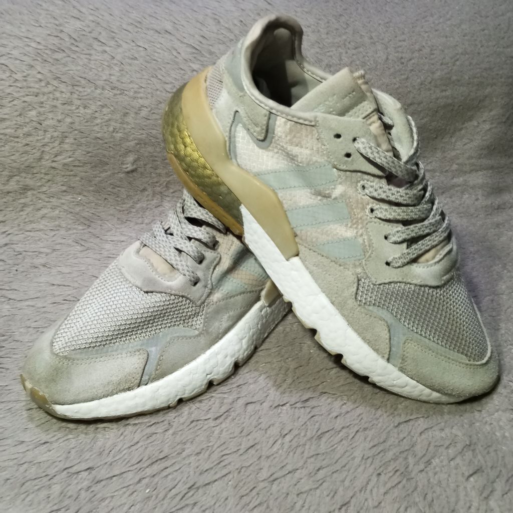 Sepatu Adidas Nite Jogger PRELOVED SECOND - Size 42.5 (Insole 27cm) - Sepatu Running Abu/Beige - Min