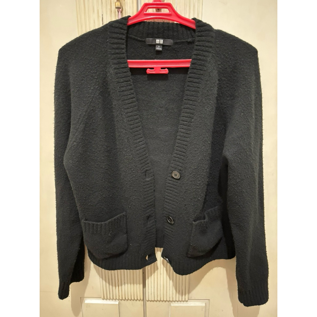 cardigan uniqlo souffle yarn size S preloved