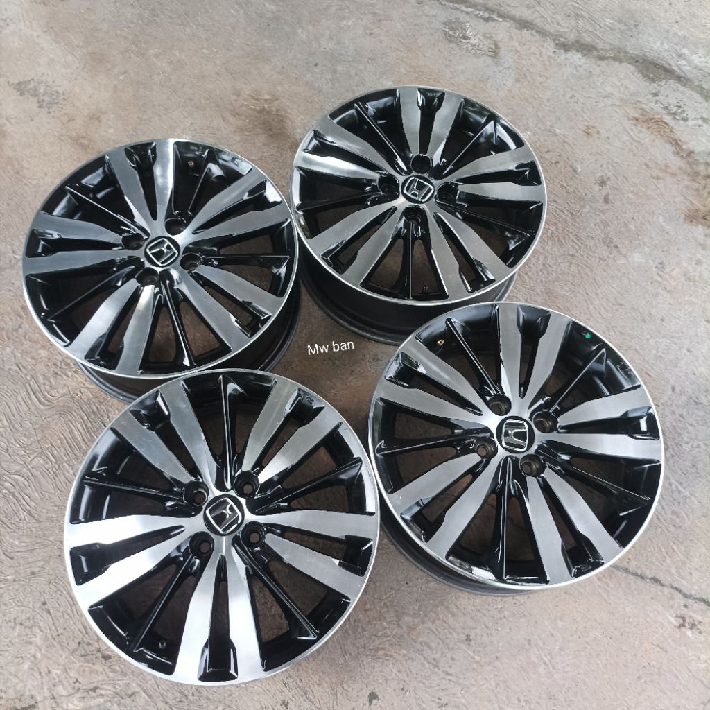 velg Honda jazz gk5 r16 pcd 4x100
