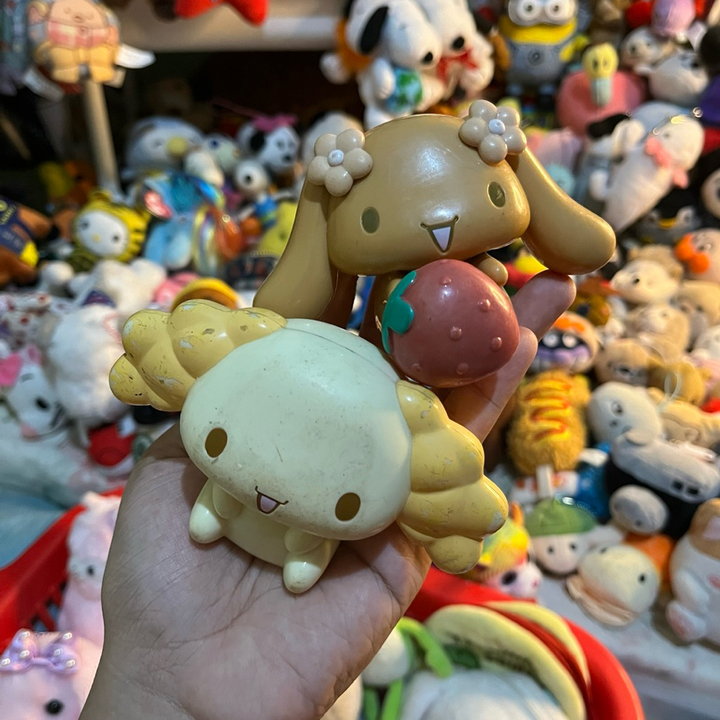 Figure karakter mocha / shifon/ temen cinamoroll rare