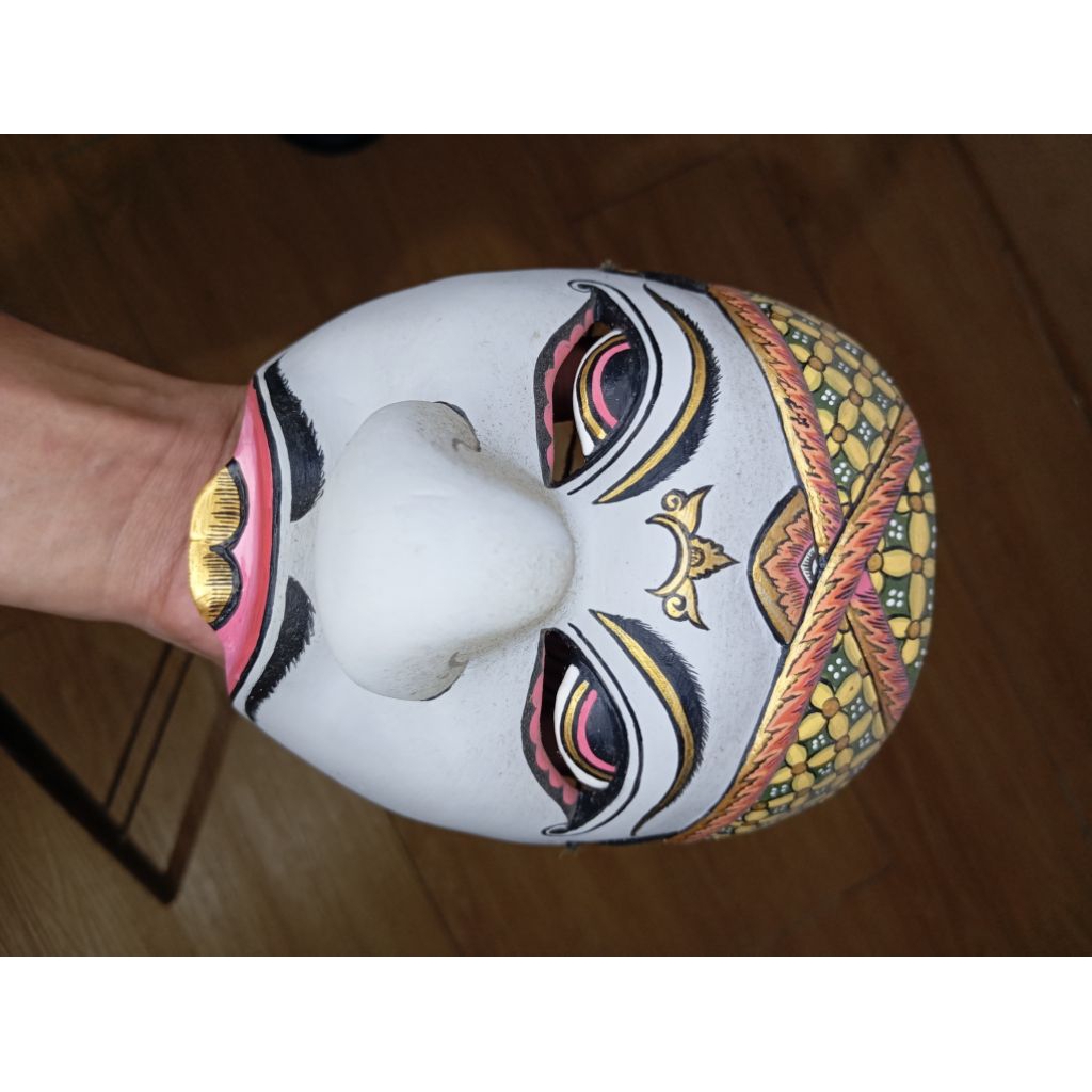 topeng kayu penthul tembem