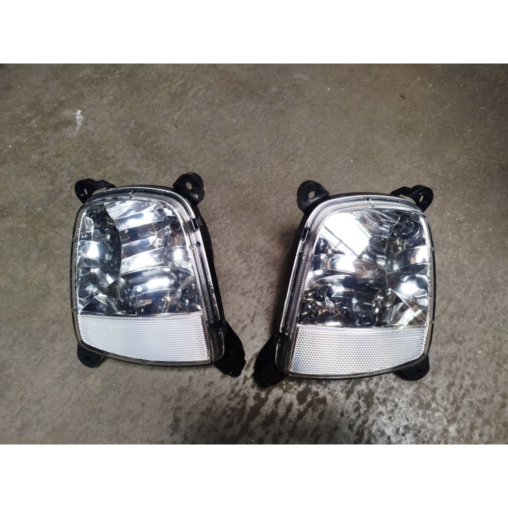 LAMPU KABUT/FOGLAMP/LAMPU BAMPER KIA PREGIO ORIGINAL