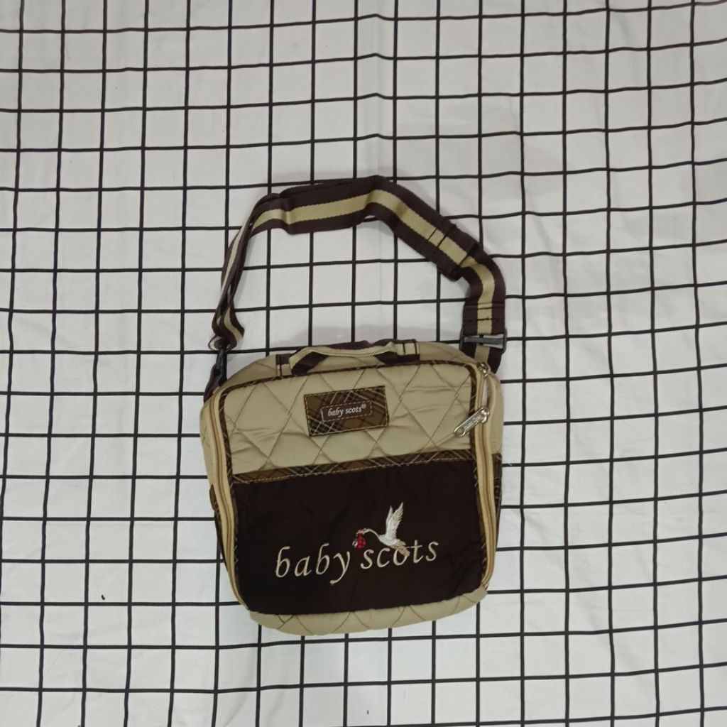 Tas Selempang Perlengkapan Bayi Preloved || Baby Scout