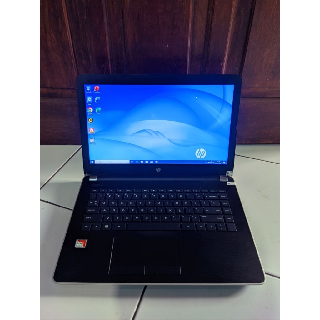 LAPTOP HP 14-bw0xx AMD A9-9420 Radeon R5