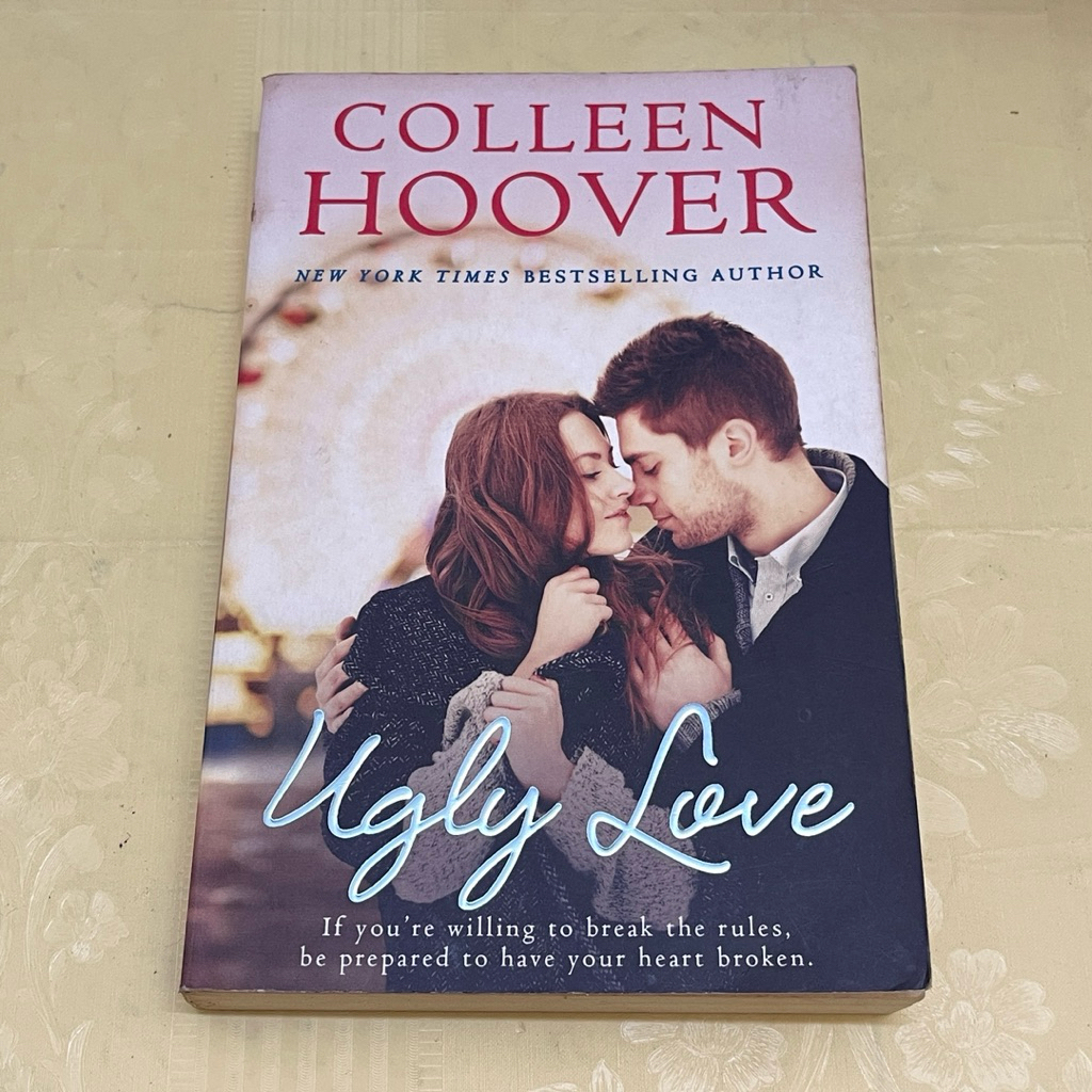 Novel COLLEEN HOOVER Ugly Love