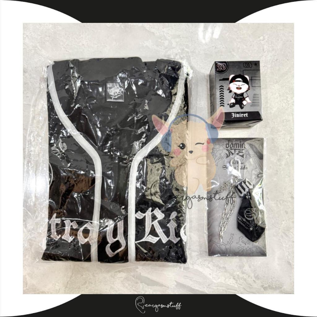 (PLSN) STRAY KIDS DOMINATE JAPAN OFFICIAL MD / MERCHANDISE
