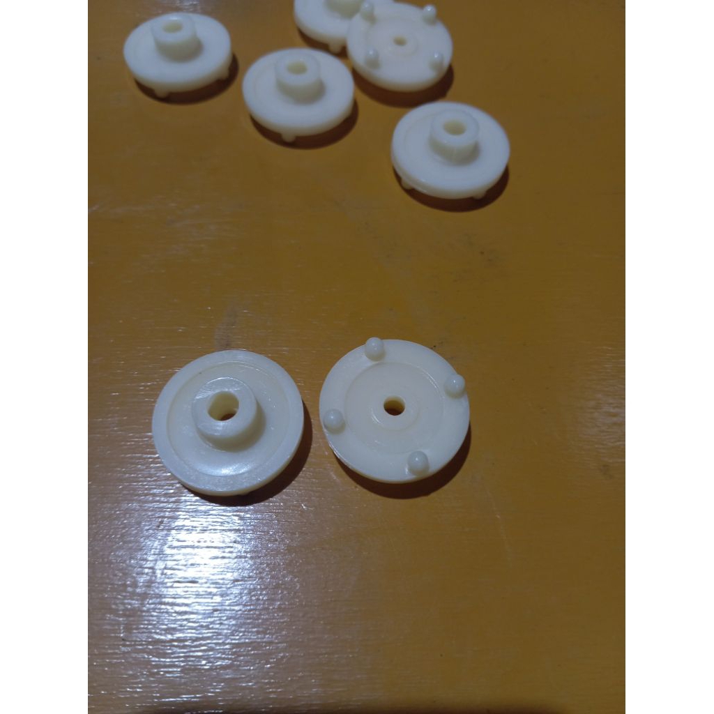dudukan daun fan baling baling motor kipas kulkas showcase polytron original
