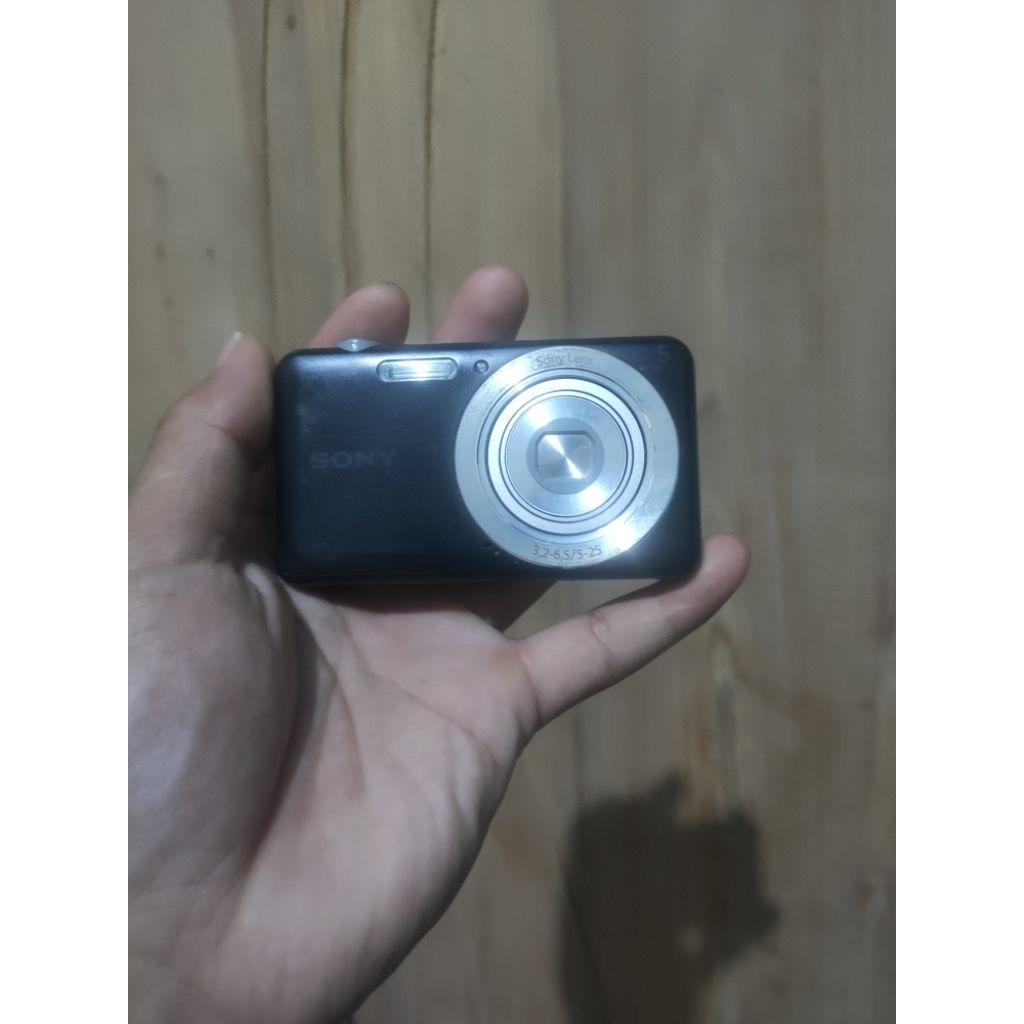 kamera SONY W710