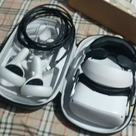 Oculus quest 2 second