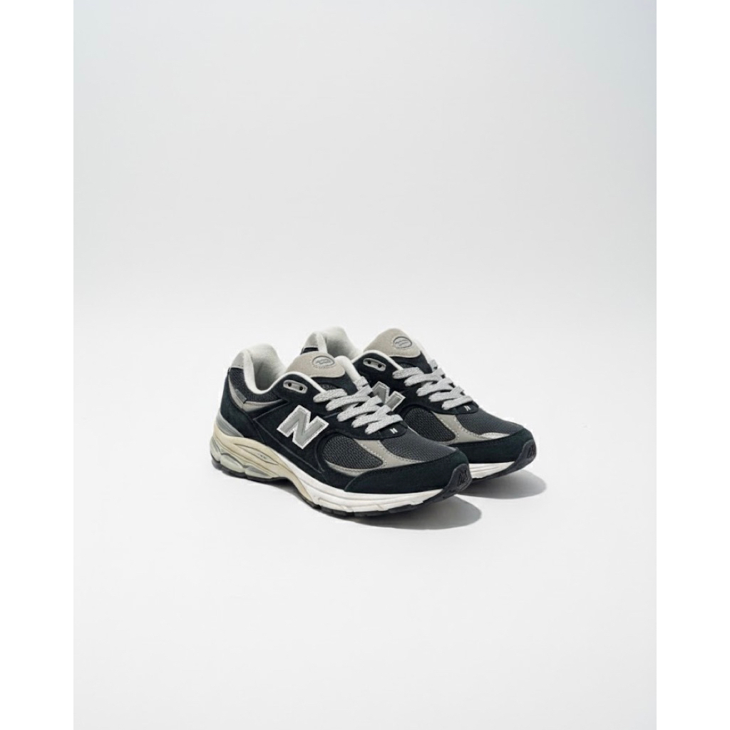 NB 2002r MARBLEHEAD BLCK GREY