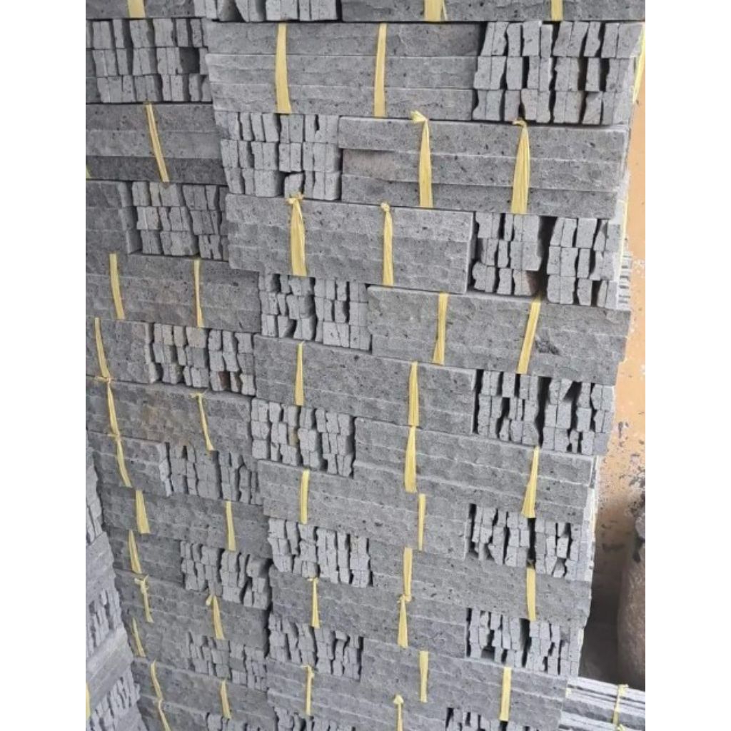 Batu Alam Andesit susun sirih 3x30 & 3x40//harga per m2