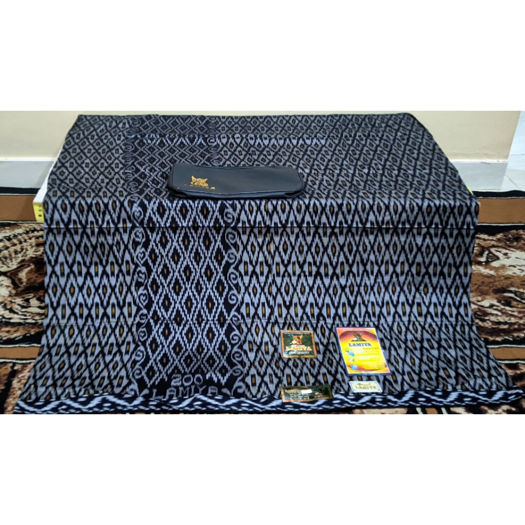 SARUNG LAMIYA 200 KWG MESRES JAHITAN TENGAH