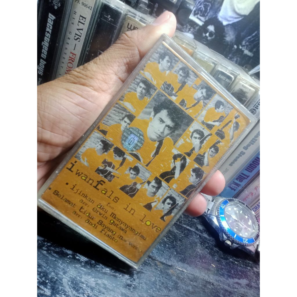 Kaset Iwan Fals - In Love