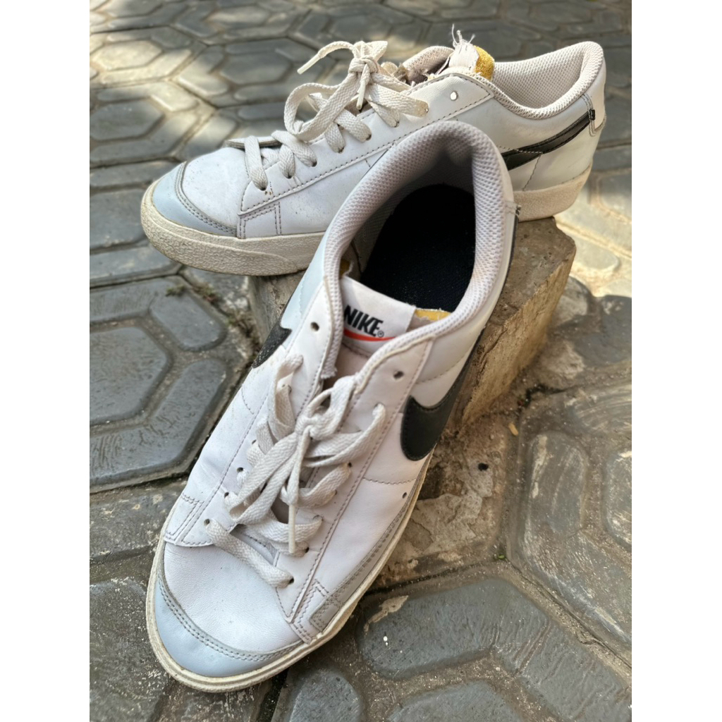 Sepatu Nike Preloved