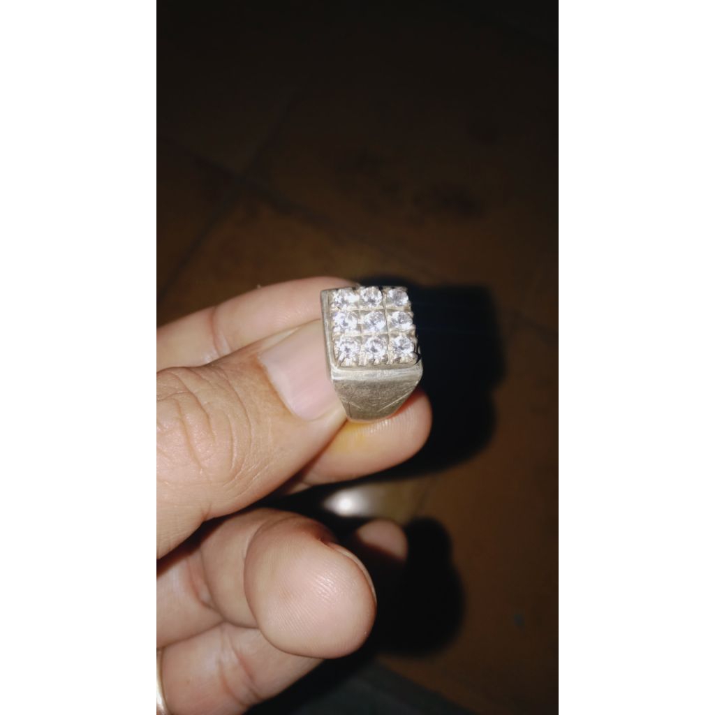 Cincin Perak Mata 9