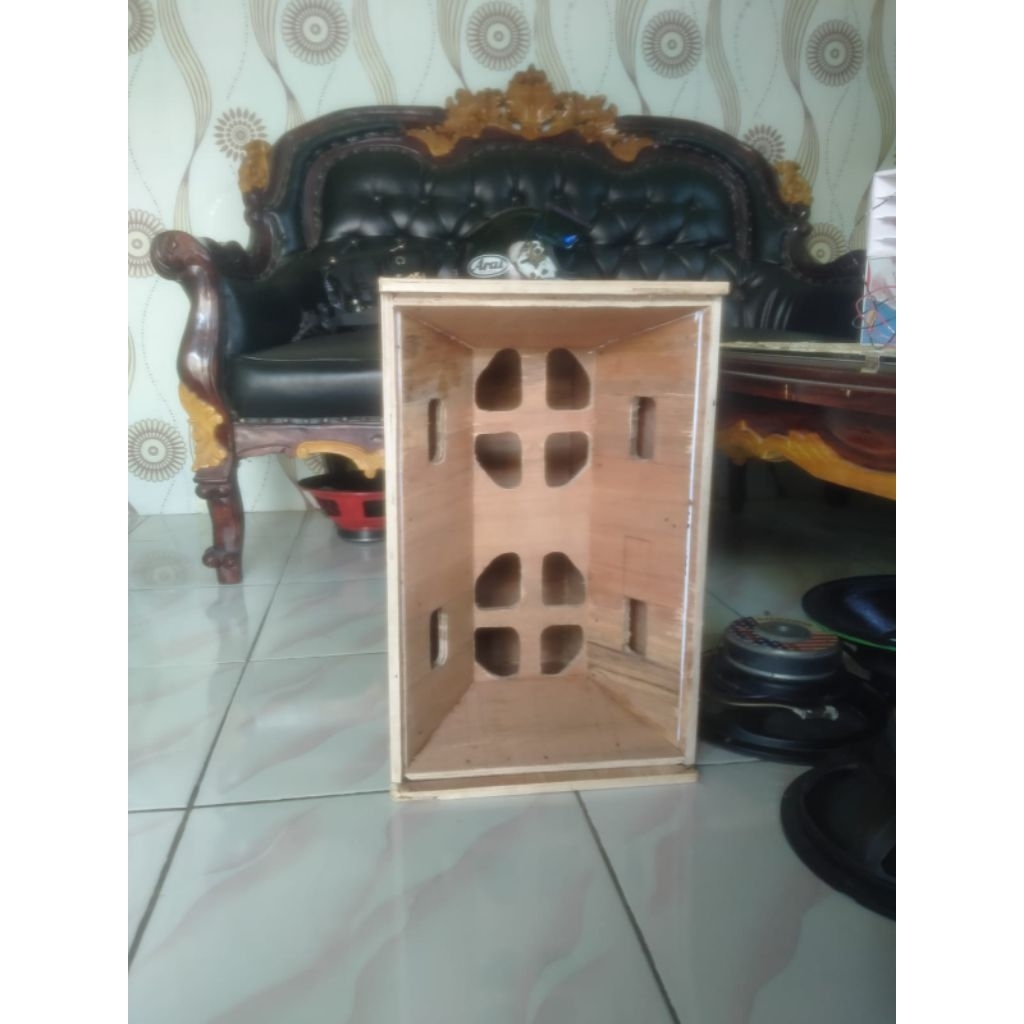 BOX SPEAKER T24N 8INCH 12MM
