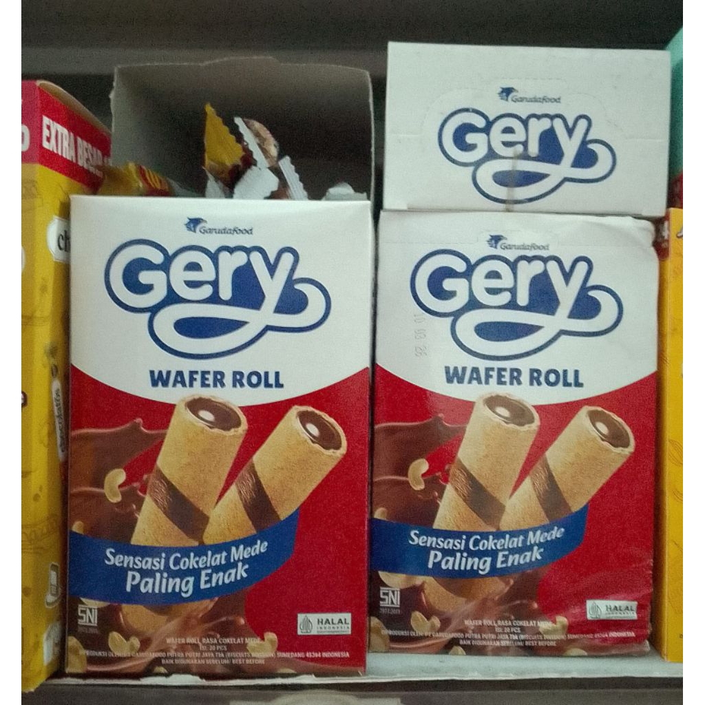 Gery Wafer Roll Sensasi Coklat Mede (box isi @ 20 pcs)