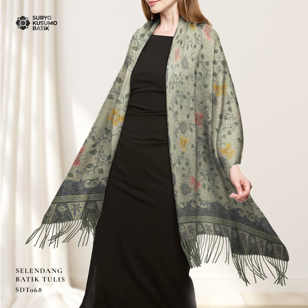 Suryo Kusumo Batik - Kain Selendang Batik Tulis Sutra Wanita  SLD2