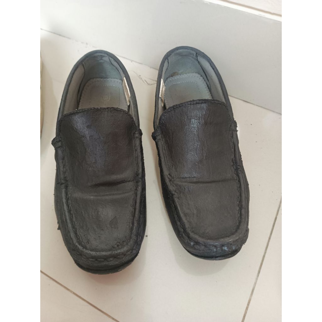 Sepatu Second Hunters Bay Hitam size 40-41