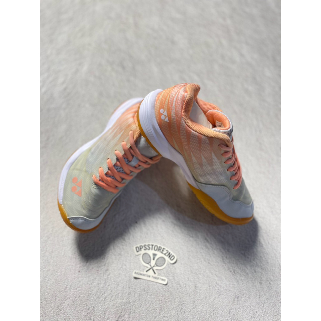 Sepatu Badminton Anak Yonex Aerus JR