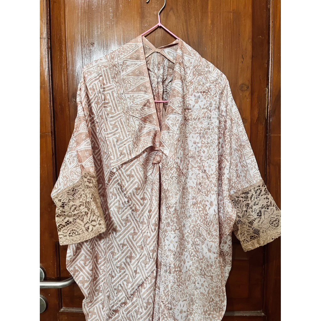 preloved kaftan batik kondangan
