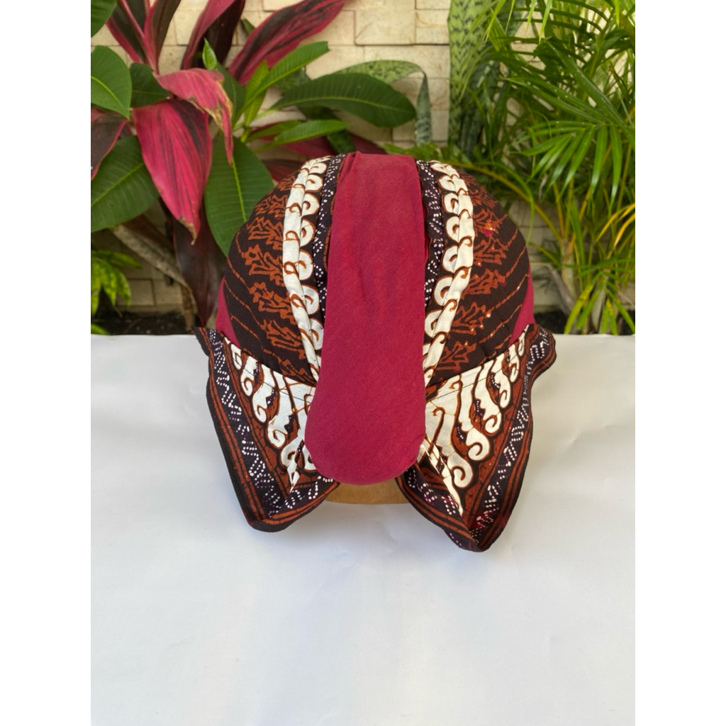 Blangkon alusan jogja bisa untuk anak dan orang dewasa hingga orang tua