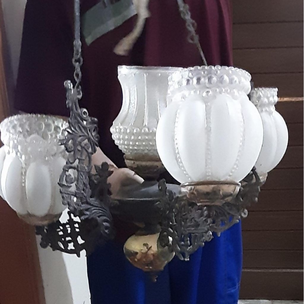 Lampu antik jawa ukiran 4 mangkok