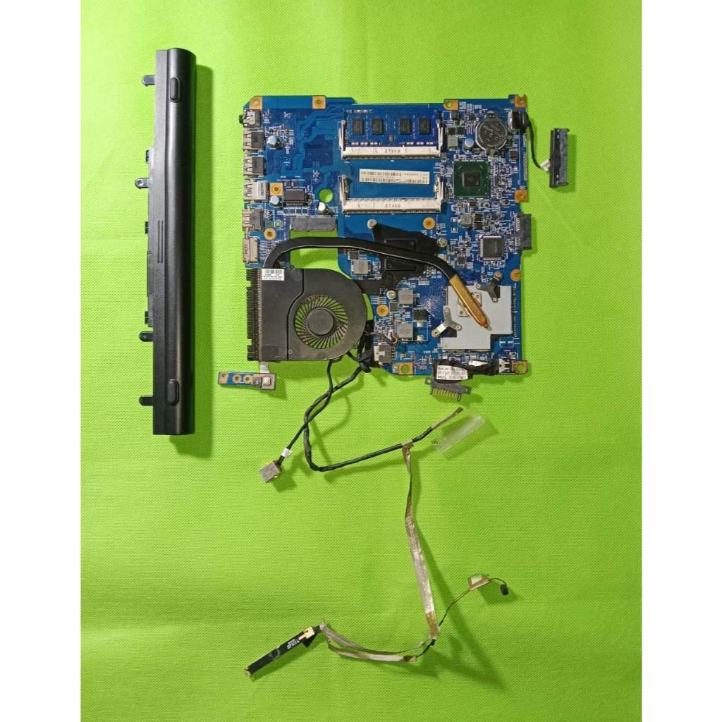 Mainboard Mobo Motherboard Acer Aspire V5-471G i3 3217U Dual VGA Komplit