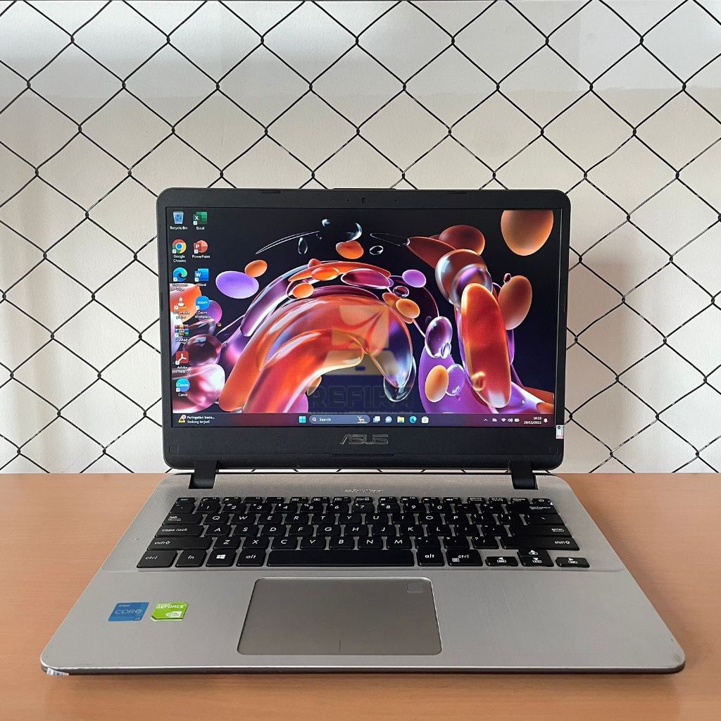 ASUS Vivobook X407UF / i3-7020U / 8GB / SSD 256GB / NVDIA GeForce MX 130 / WIN 11