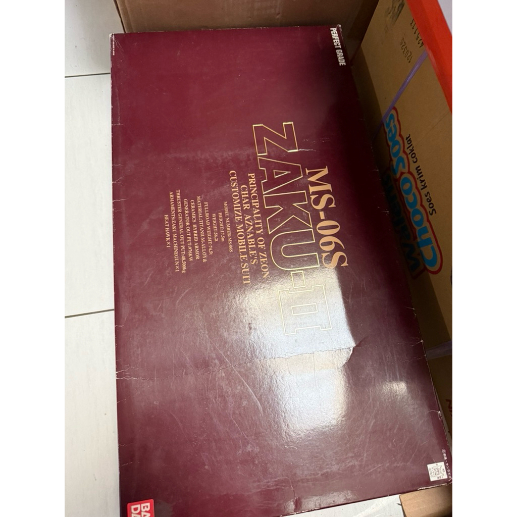 PG CHAR'S ZAKU II MS-06S Bandai