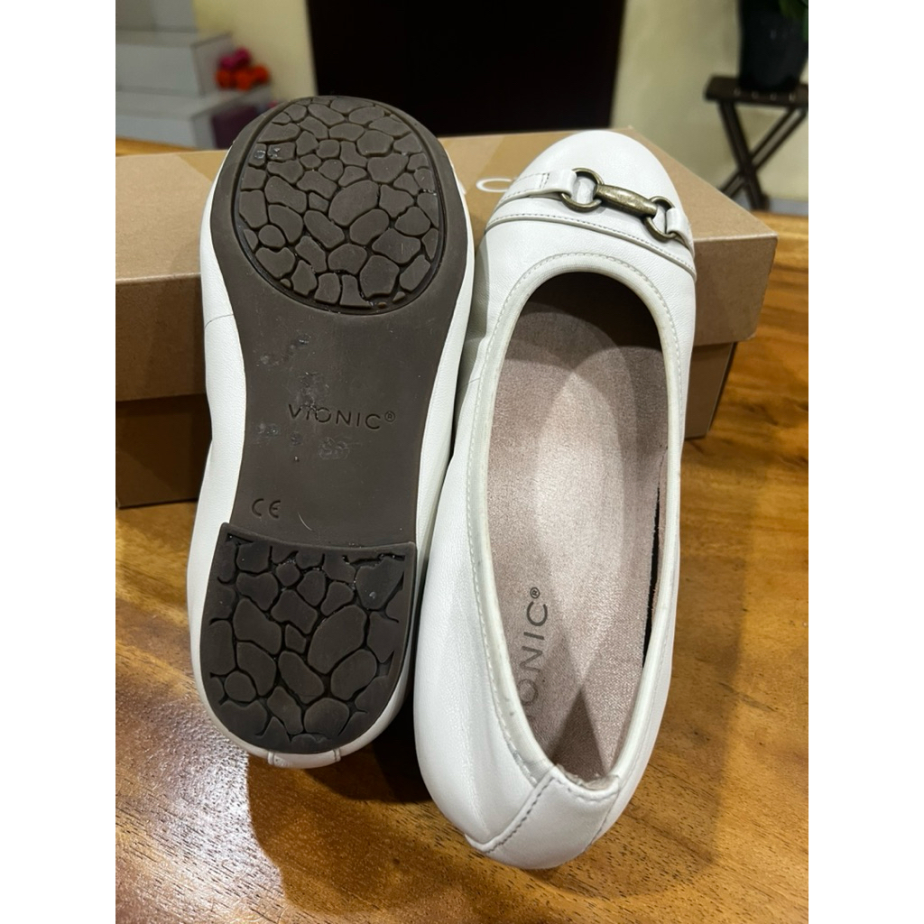 Vionic shoes sepatu kesehatan