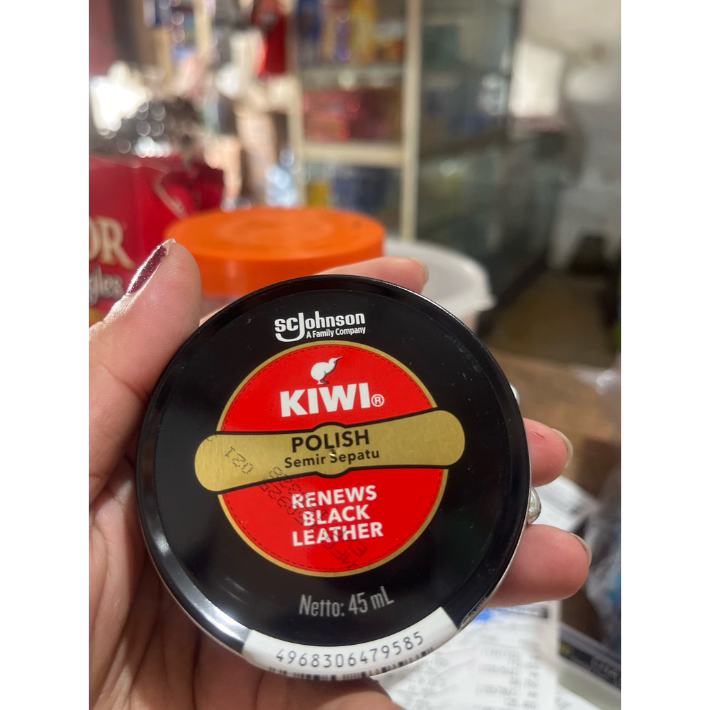 SEMIR SEPATU KIWI WARNA HITAM LEATHER