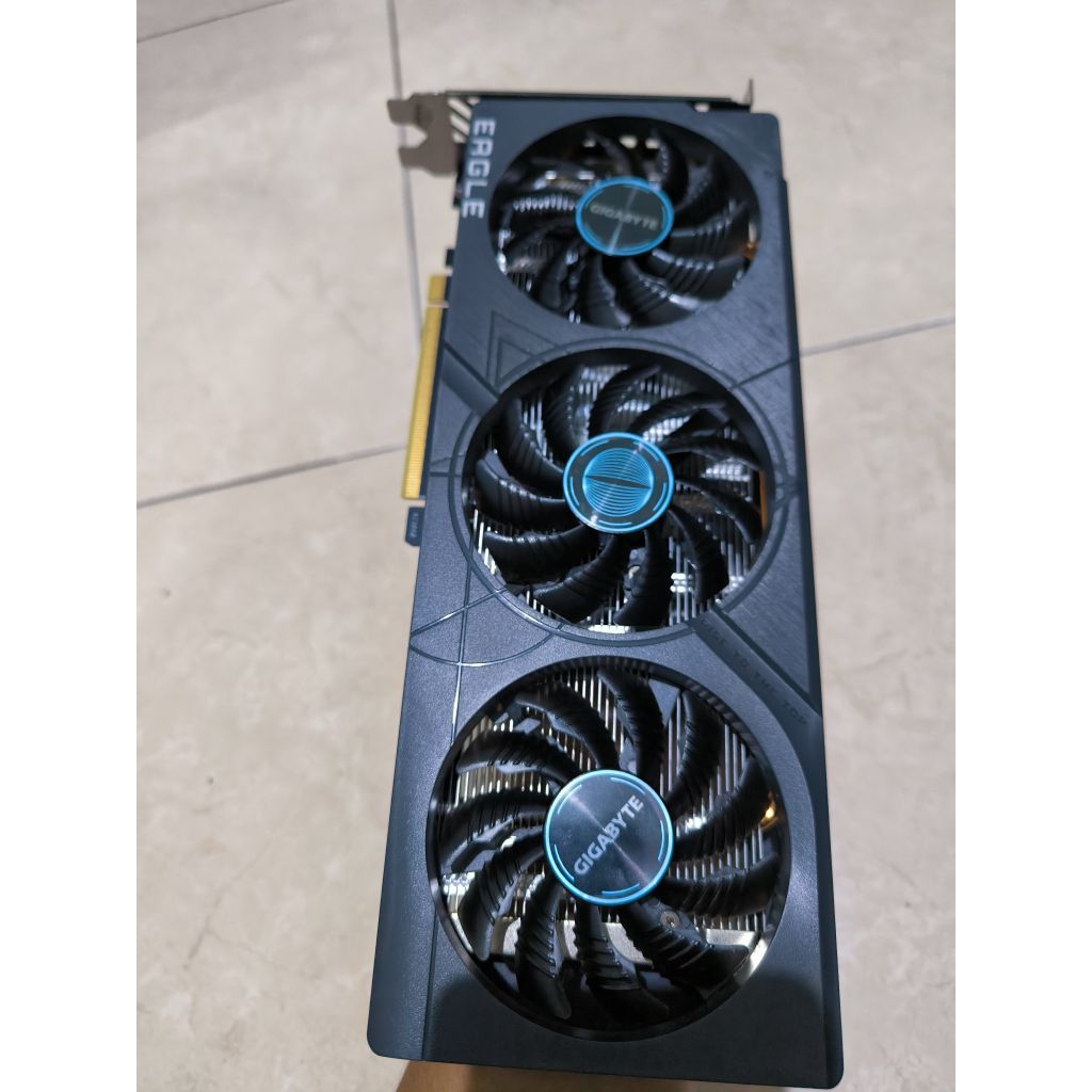 Rtx 4060 Gigabyte Triple fan