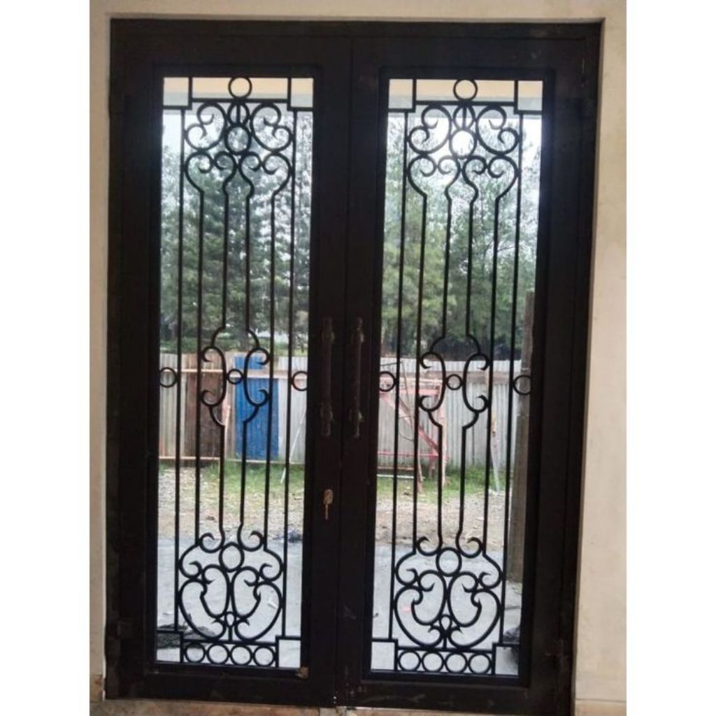 Teralis pintu klasik anti maling