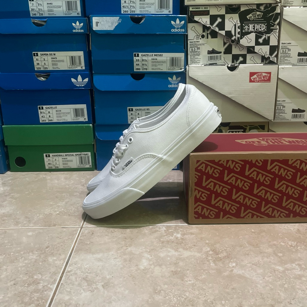 Vans authentic true white classic (Resmi PT NAVYA)